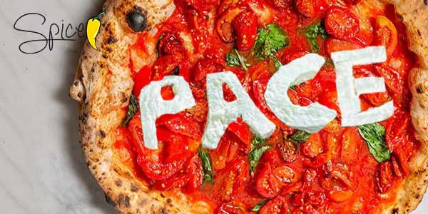 Teile deine Pizza mit dem Hashtag #Frieden